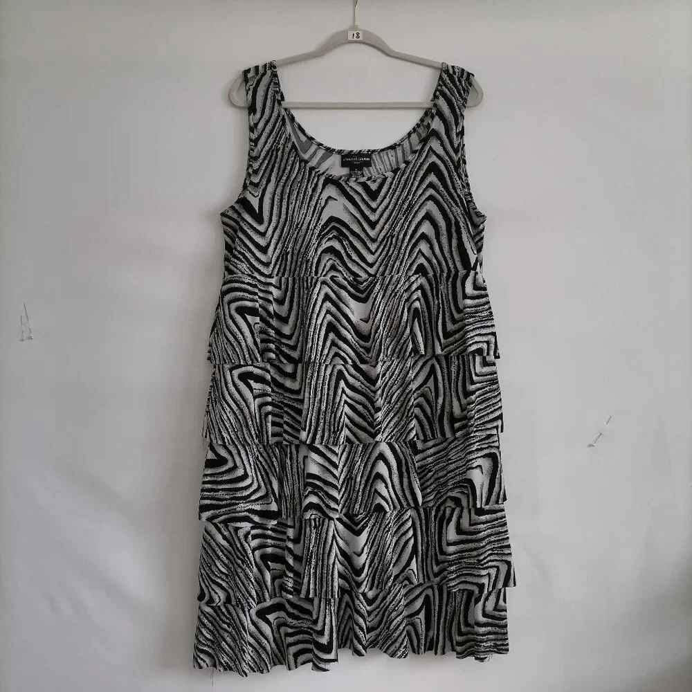 Jennifer Lauren Women's Black Zebra Print Ruffle Layered Fit & Flare Dress Sz 1X